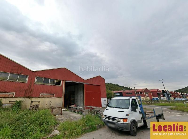 Foto 8cbdccbf-b798-48d0-ab38-733b37fdc368. Nau industrial a Verdicio-Bañugues-Cabo Peña Gozón