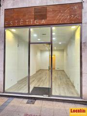 Location Local commercial à Centro. Céntrico local en alquiler en torrelavega.