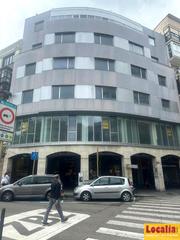 Edifici  José maría pereda. Moderno edificio en el centro de torrelavega