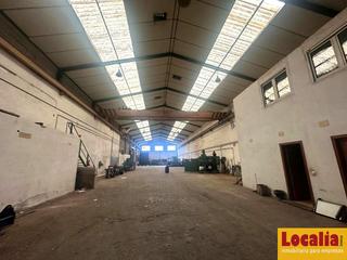 Location Bâtiment à usage industriel à Maliaño. Nave de 800 m2 con taller de calderería, camargo