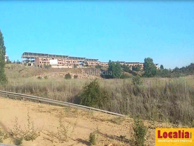 Foto 2e025e3d-1a85-410b-90f9-83df5b131864. Terreno residencial en general obra parada de 73 viviendas , león en Valdefresno