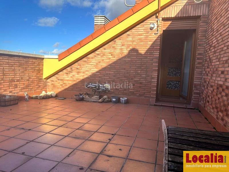 Foto 4ed6029b-2a58-4e35-b9a8-0bccd3323d7c. Casa magnífico chalet con garaje y trastero, en El Cristo Palencia