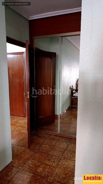 Foto f573c193-df80-4717-85d0-d1c8e6de0cfb. Pis a Santiago - San Telmo Palencia