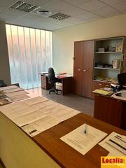 Location Local commercial à Alisal - San Román. Magnífico local de 520 metros cuadrados, santander