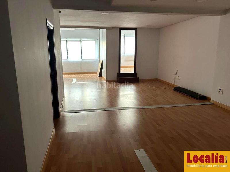 Foto ca43e16c-371f-44e6-b217-d6051a815165. Rent business premise in Centro - Ayuntamiento Santander