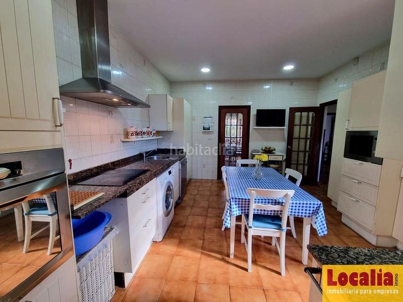 Foto 10a325d2-0879-419c-9f01-7369b02d375a. Casa amb piscina a Cerezo - Aspla - Torres Torrelavega