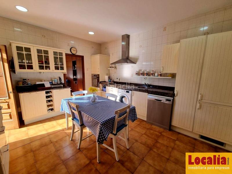 Foto 56910c8a-7761-4edf-a3cc-844ce6613720. Casa amb piscina a Cerezo - Aspla - Torres Torrelavega