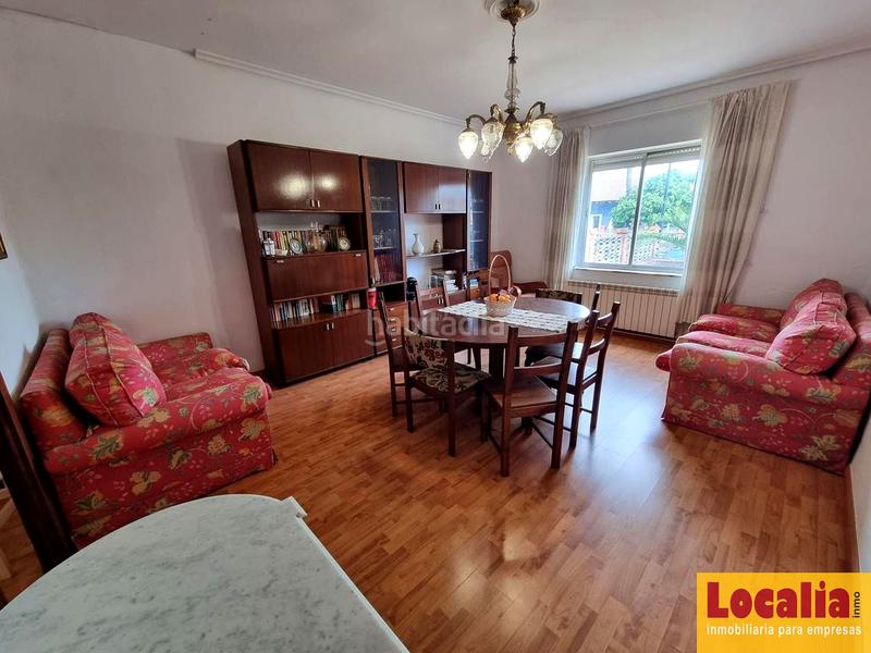 Foto 5f4c106f-f169-4d20-9aa8-83323168d050. Casa amb piscina a Cerezo - Aspla - Torres Torrelavega