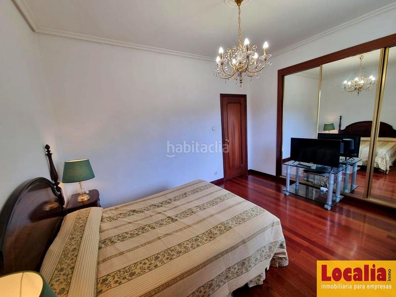 Foto dfb66444-cff4-4a90-bc19-83c97a8364c3. Casa amb piscina a Cerezo - Aspla - Torres Torrelavega