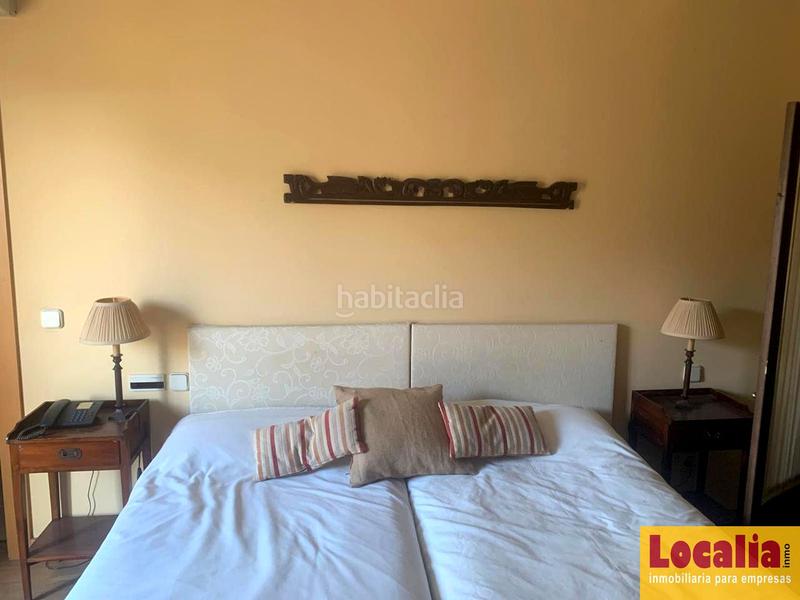 Foto 2be50333-7ce9-4f59-8467-cb0cd153a47c. Edifici a Simancas