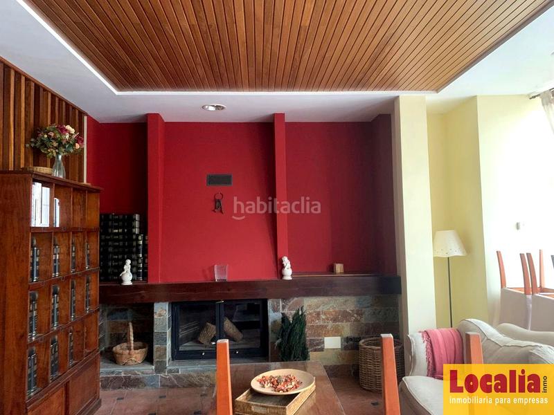 Foto 516f486a-b262-4cda-92d4-2750afdfc9c8. Edifici a Simancas