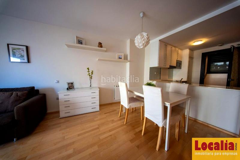 Foto cd08fc33-6845-41cd-b2a1-d9e65690e975. Flat with heating in Centro Torrelavega