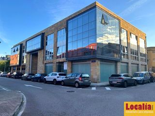 Rent Office space  Río danubio. Oficinas con plaza de garaje incluida, santander