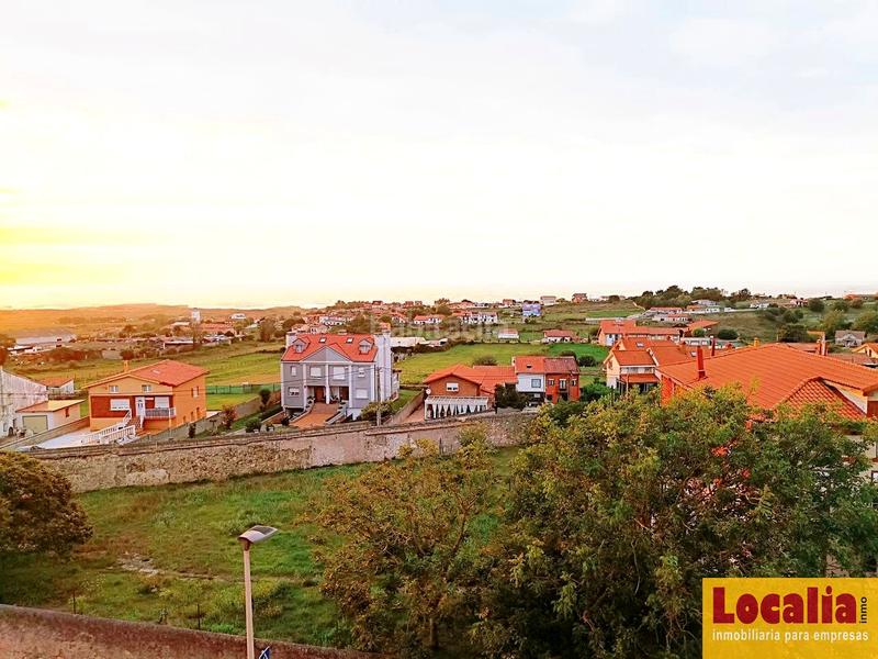 Foto a3338b25-e213-40f6-a03b-0def4bb8a268. Etagenwohnung in Cueto Santander