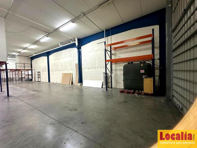 Foto 24effb6e-e796-40d6-aa04-b9bb0e2bf71c. Capannone industriale in Markina - Xemein