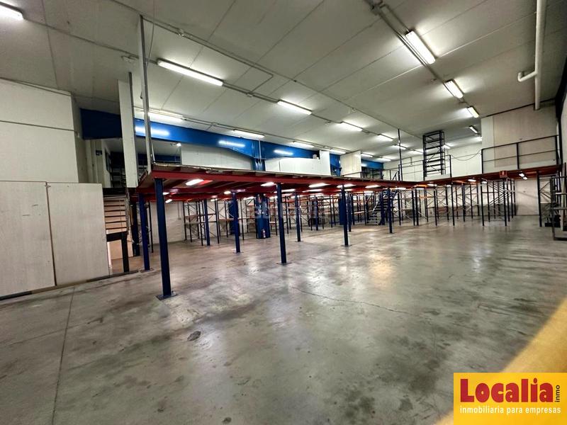 Foto 5c439399-63dc-4f6c-825c-752f8fa642c4. Capannone industriale in Markina - Xemein