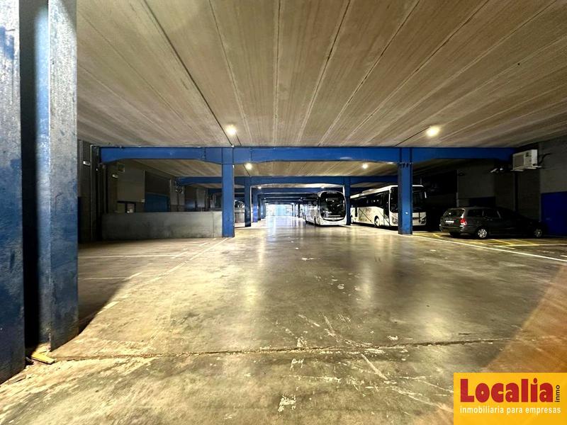 Foto 86389a9c-b068-420a-ad7a-f5a99081334c. Capannone industriale in Markina - Xemein