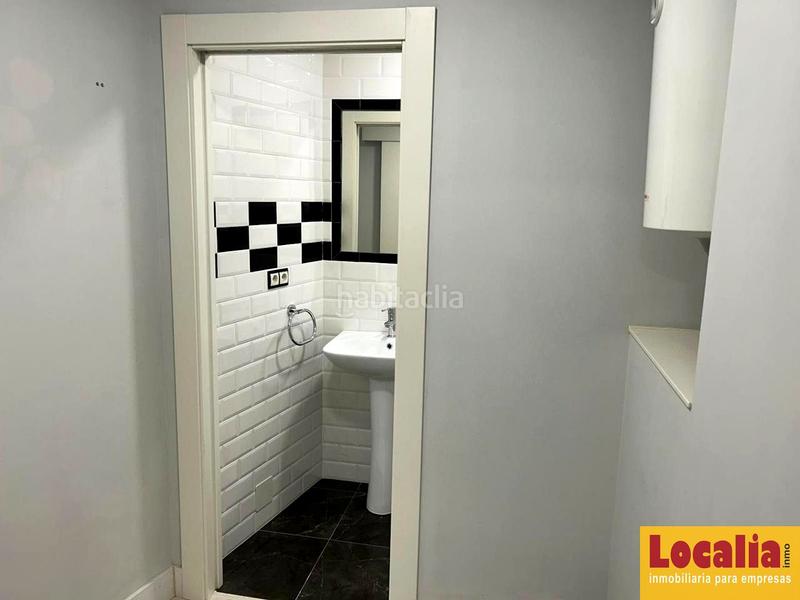 Foto 8a911ed1-dcbe-44c4-a17b-935c08bc4677. Business premise in El Parque - Zapatón Torrelavega