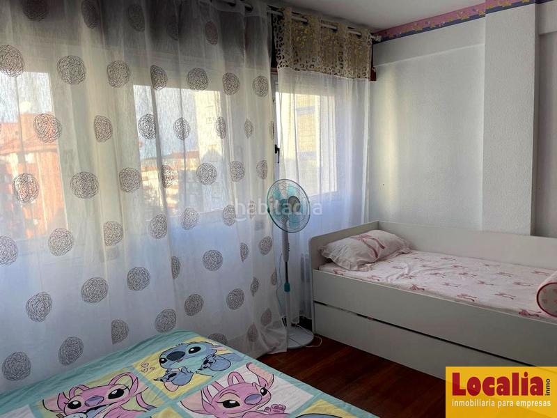 Foto cd6180ff-51cd-496a-8d8f-e1dc218e65f2. Pis a Brazomar Castro - Urdiales