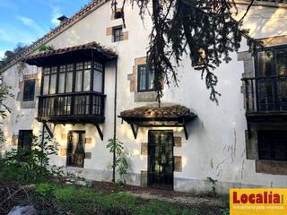 Haus in Santiurde de Toranzo. Amplia vivienda para reformar en valles pasiegos