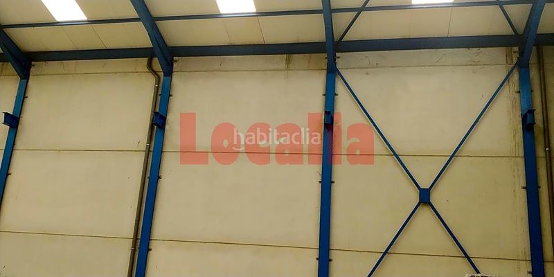 Foto d8892623-4872-4cc8-88f0-79e512baa82a. Miete fabrikhalle in Maliaño Camargo