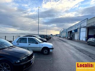 Location Bâtiment à usage industriel  La mies. Alquiler de estupenda y bien ubicada nave en raos
