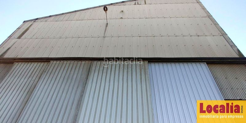 Foto e97c829f-acd2-48a1-b93f-f4622582e6cd. Industrial building in Maliaño Camargo