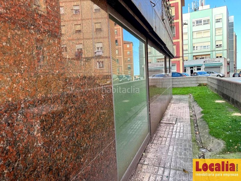 Foto b2861b8b-c5bf-4a80-a091-dd48828f1665. Local comercial venta atractivo local en paseo altamira, en Santander