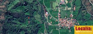 Rural plot  Barrio arriba. Finca rústica con cabaña en llaos ruente