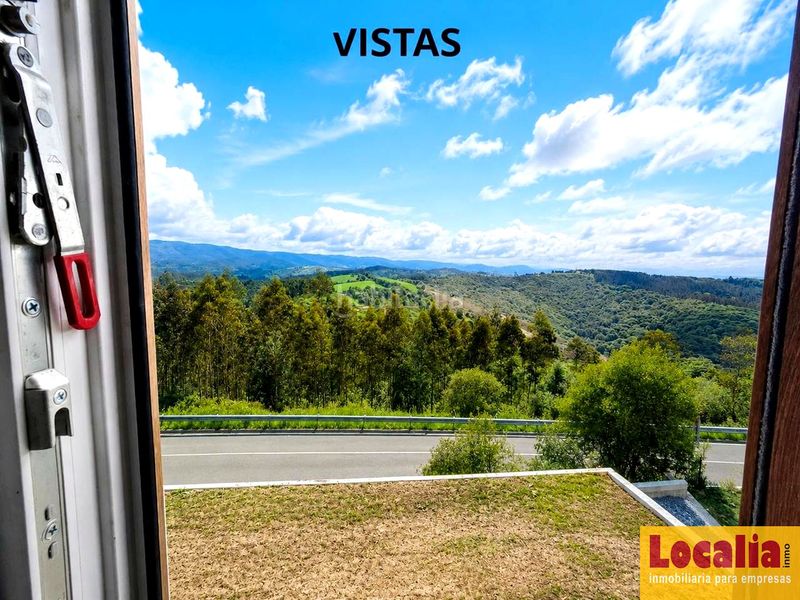 Foto a0c8555a-0b53-487a-8719-71d98d62a548. Casa amb aparcament a Comillas