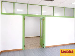 Lloguer Local Comercial a Sierrapando. Local en alquiler en torrelavega