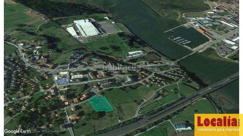 Foto 12802e1d-378f-4460-9958-3dd438bfc506. Terreny residencial a Carlos V Laredo