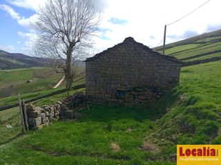 Masia a San Pedro del Romeral. Cabaña pasiega con amplio terreno, san pedro romeral