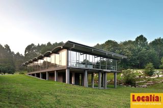 Nau industrial a Ramales de la Victoria. Venta de singular nave con terreno en ramales
