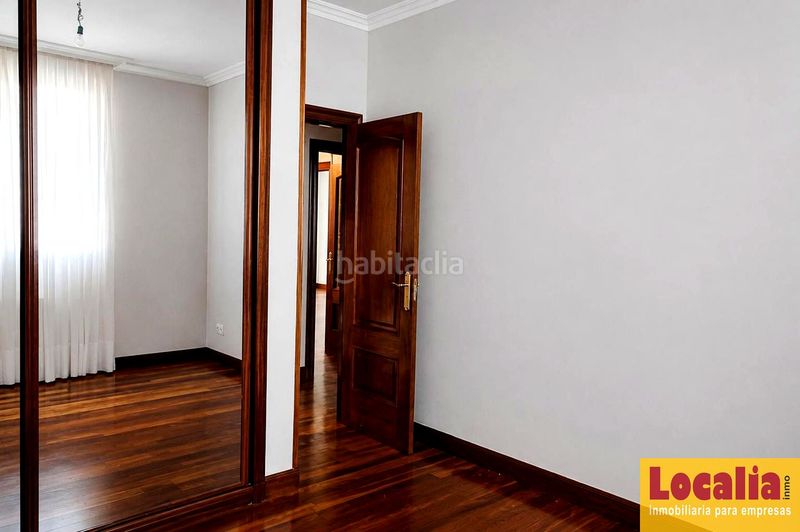 Foto 5fb5b329-d551-4ee2-a783-150a427632af. Casa amb aparcament a Samano Castro - Urdiales