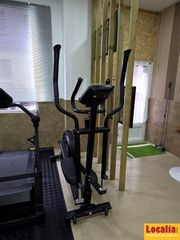 Lloguer Local Comercial a Alisal - San Román. Alquiler local habilitado como gym, santander