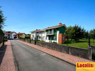 Dúplex a Comillas. 4 viviendas como obra parada en comillas, cantabria