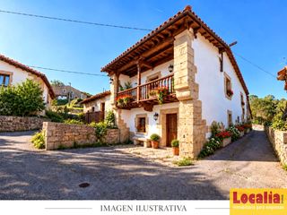 House in Barrio Cades 99
