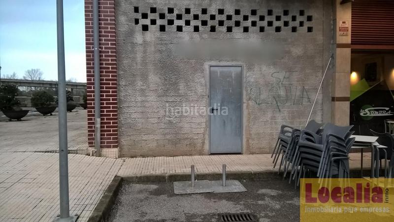 Foto 394468d4-a4d0-4c45-84d1-34b6e2139ae2. Lloguer local comercial a Entrambasaguas