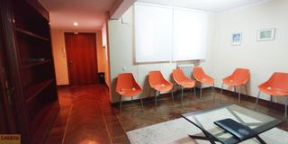 Büro in Emilio Pino