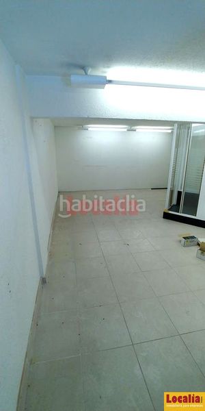 Foto 25787249-a903-4fb3-8288-522f83dbc800. Local comercial a Centro - Ayuntamiento Santander
