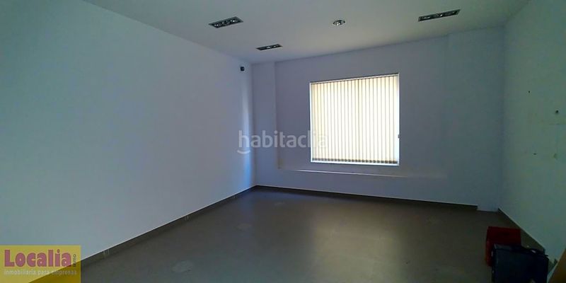 Foto 480c6a11-83e9-477d-a15e-e14415147a34. Lloguer local comercial a Centro Torrelavega