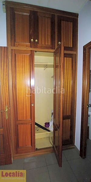 Foto c4d30b6f-7ad7-4264-844b-8a02dd1efba3. Lloguer local comercial a Centro Torrelavega