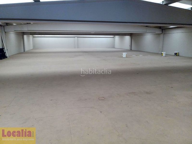 Foto e7554433-2df0-4342-8a72-e27da2ca7a34. Nau industrial a Corrales de Buelna (Los)