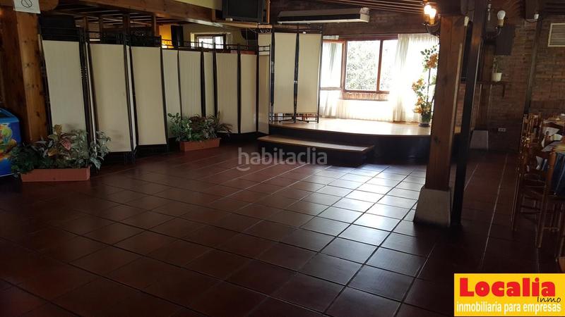 Foto a100c713-86ae-4893-8c4e-85e54f90e97f. Edificio localia inmobiliaria te propone este impresionante centro de comercios y restaurantes muy cerca de la capital del turismo rural 20 en Santillana del Mar