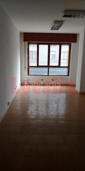 Foto e588d2ee-f438-46ed-a5c7-8561f13d0472. Affitto ufficio in Numancia - San Fernando Santander