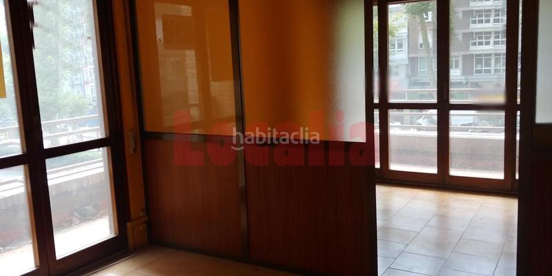 Foto 4602f7f4-5ad0-4d7d-9373-b860eccb87c2. Miete büro in Numancia - San Fernando Santander