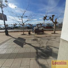 Location Local commercial  Paseo de pereda. Localia inmobiliaria comercializa este local comercial situado e