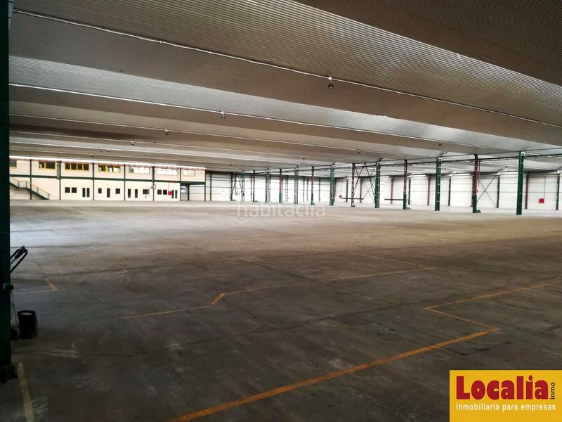 Foto ab649630-84ac-423d-89ac-25660e573c91. Lloguer nau industrial a Corrales de Buelna (Los)