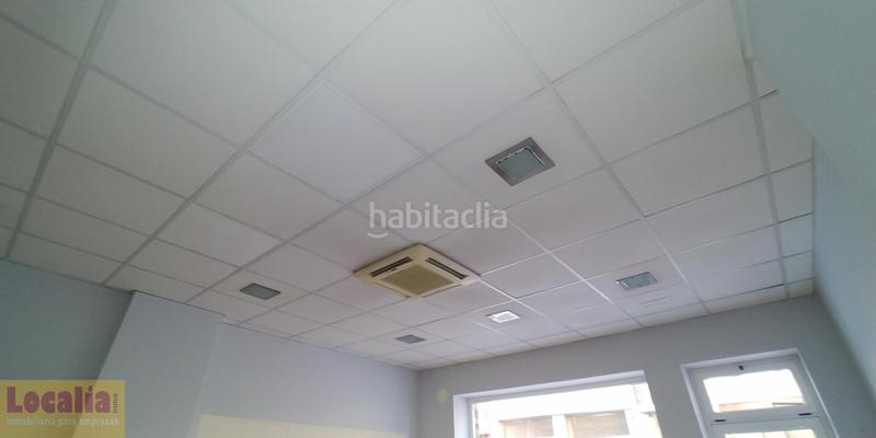 Foto 35882d3c-6d51-4de8-975d-15d30b4877fc. Alquiler local comercial el local que buscas en Centro Torrelavega